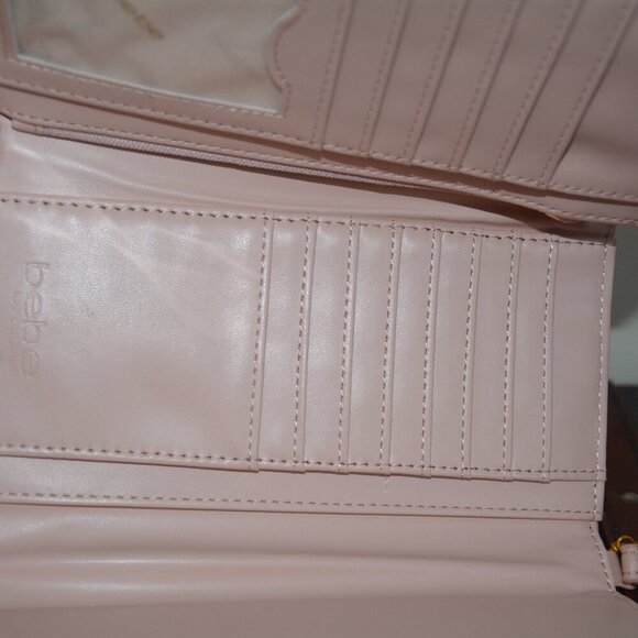 BeBe Trifold Wallet-Pink-NWT-With Clutch Handle - Picture 10 of 11